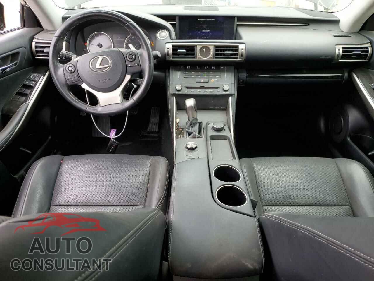LEXUS IS 2016 - JTHBA1D26G5024838