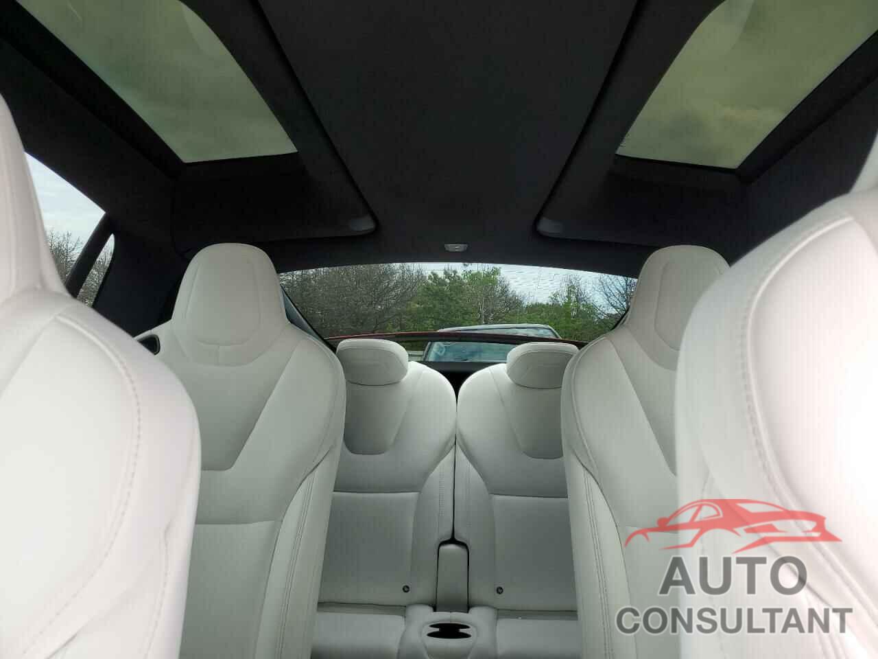 TESLA MODEL X 2020 - 5YJXCBE27LF218065
