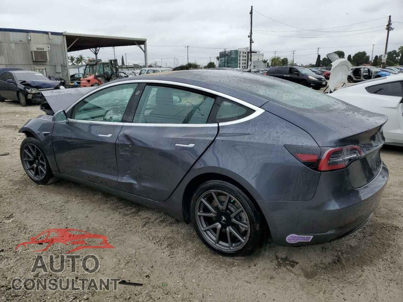 TESLA MODEL 3 2018 - 5YJ3E1EA7JF123805