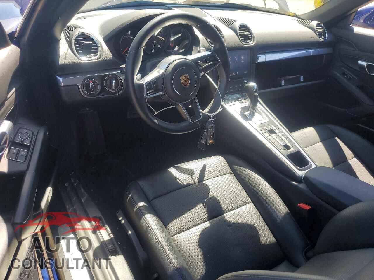 PORSCHE BOXSTER 2024 - WP0CA2A87RK205214