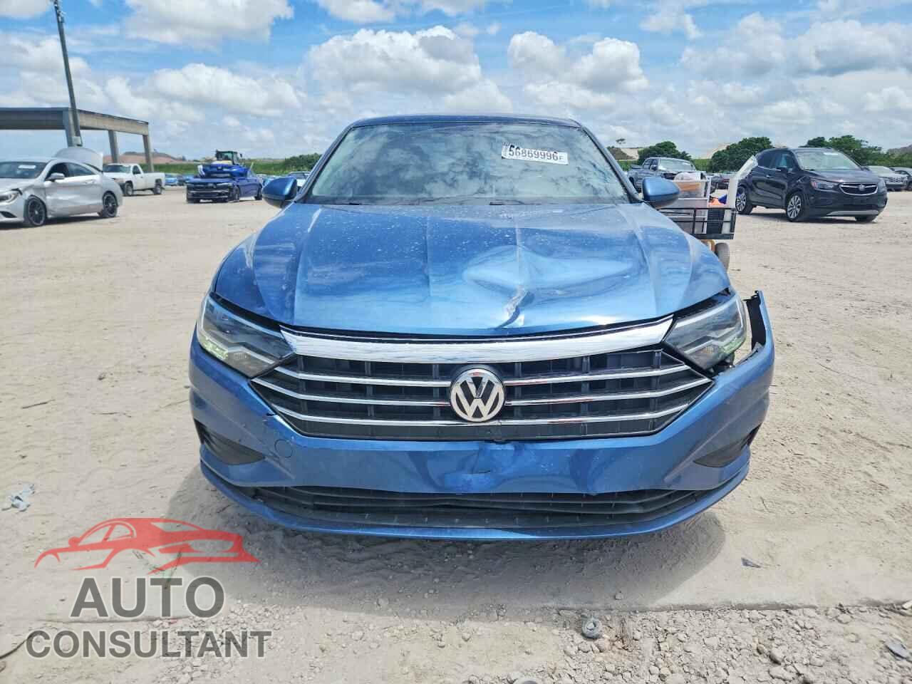 VOLKSWAGEN JETTA 2019 - 3VWCB7BU5KM240738