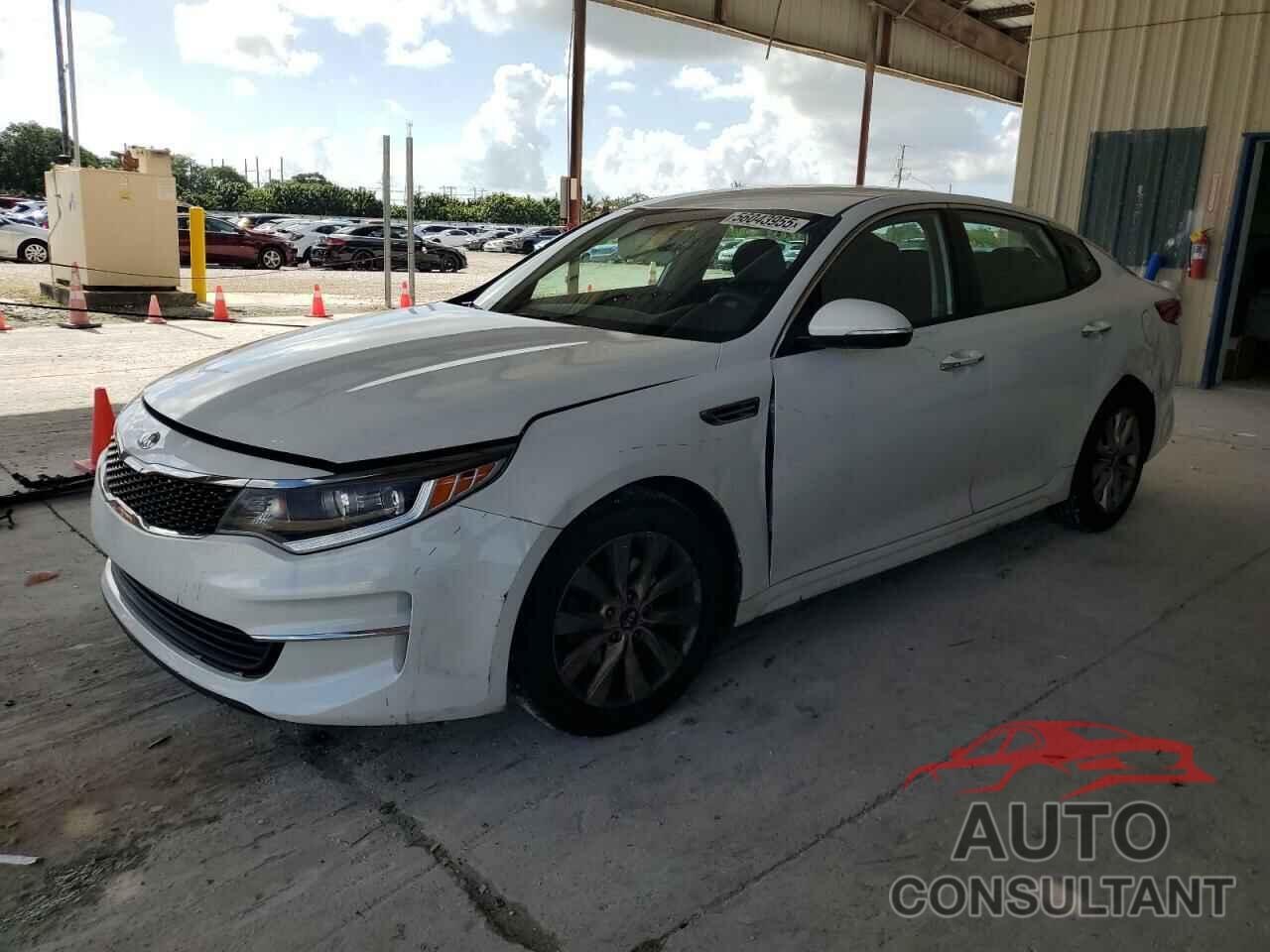 KIA OPTIMA 2018 - 5XXGT4L32JG263576