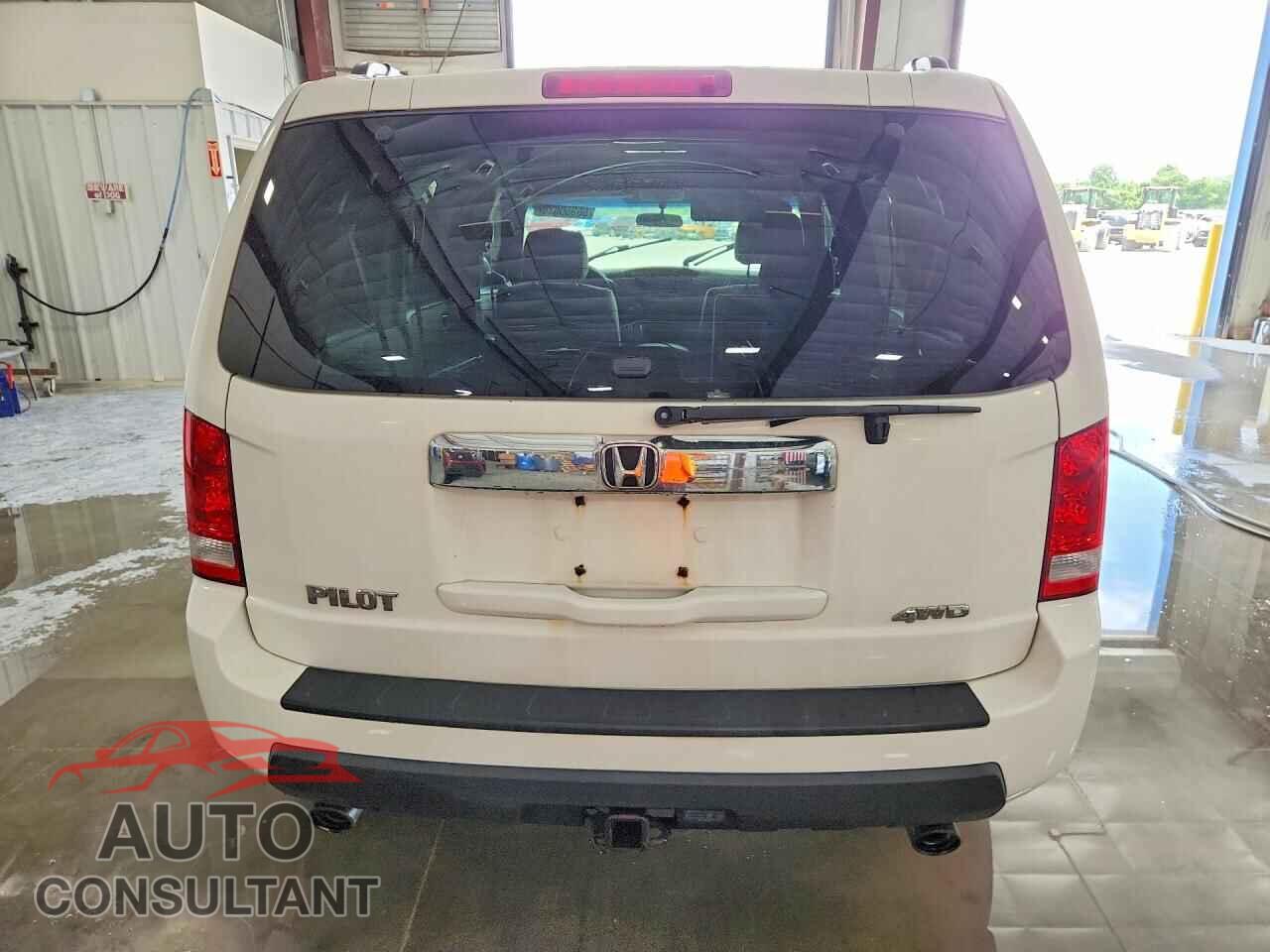 HONDA PILOT 2011 - 5FNYF4H49BB082802