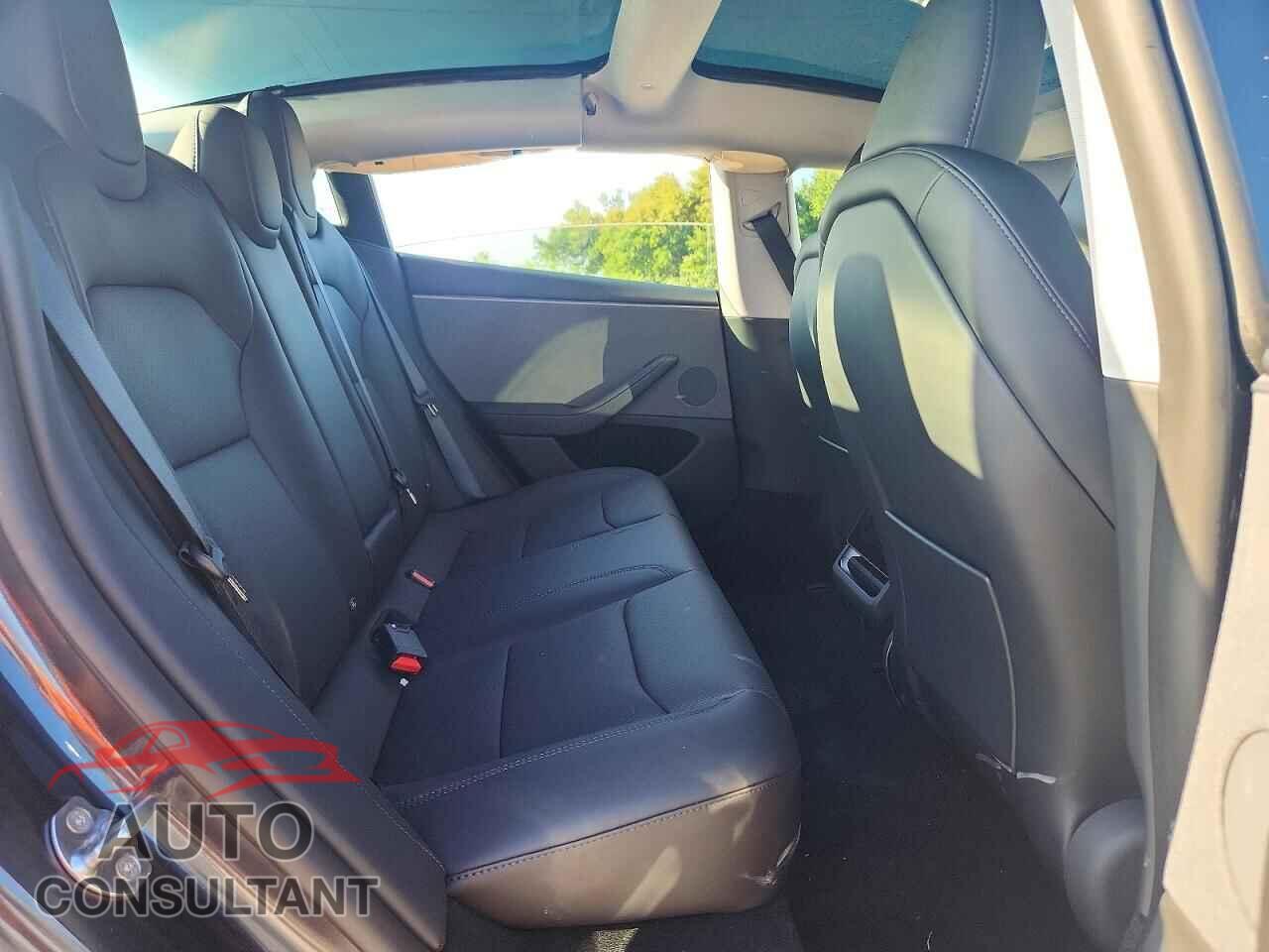 TESLA MODEL 3 2026 - 5YJ3E1EAXTF158485