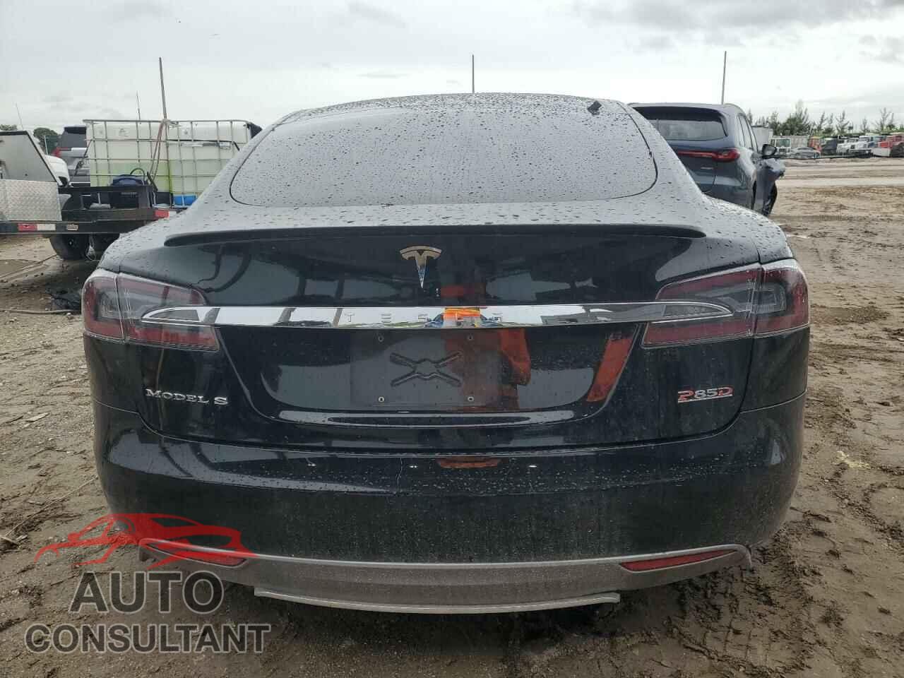 TESLA MODEL S 2014 - 5YJSA1H24EFP65660