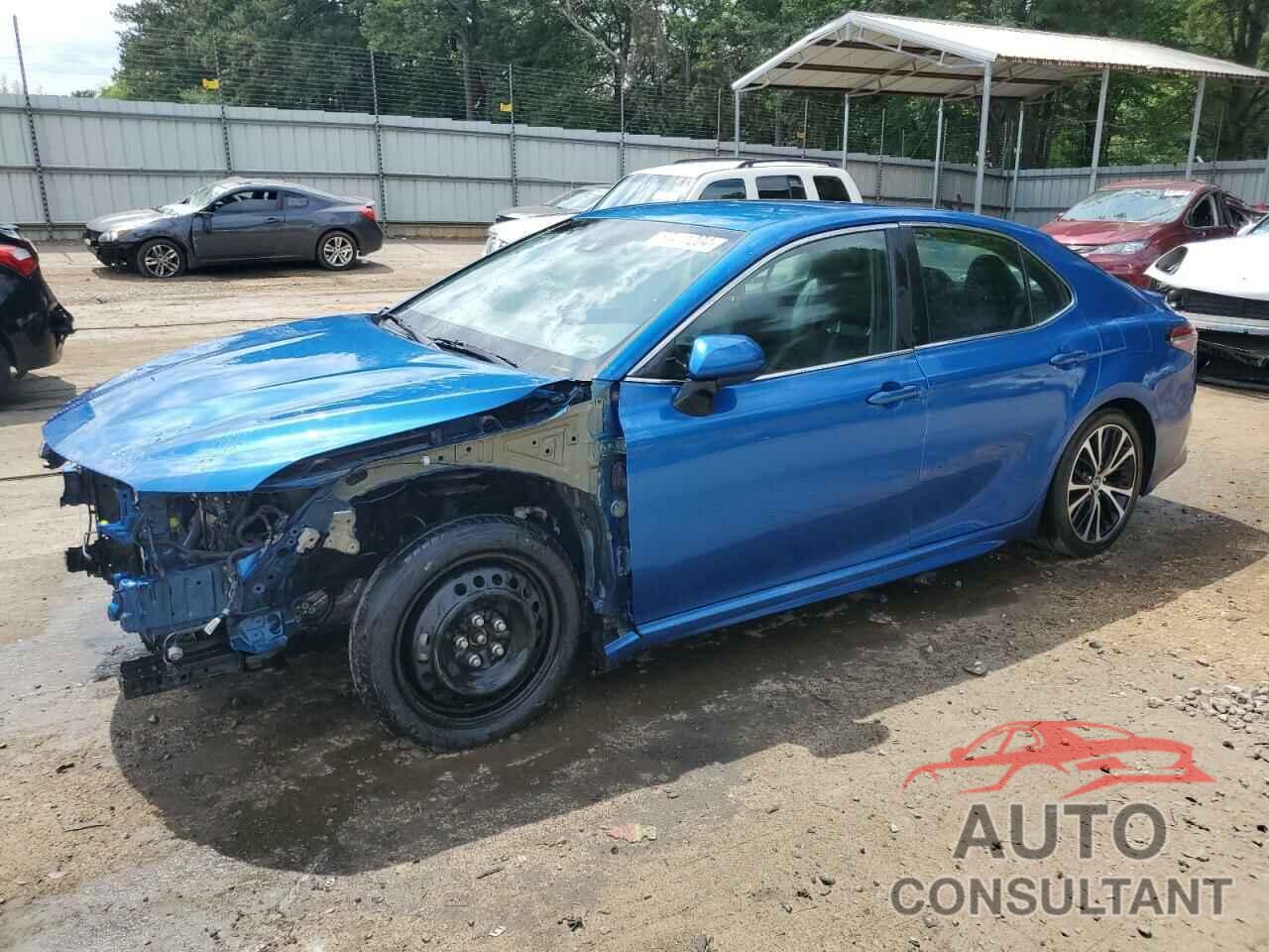 TOYOTA CAMRY 2018 - 4T1B11HK9JU007097