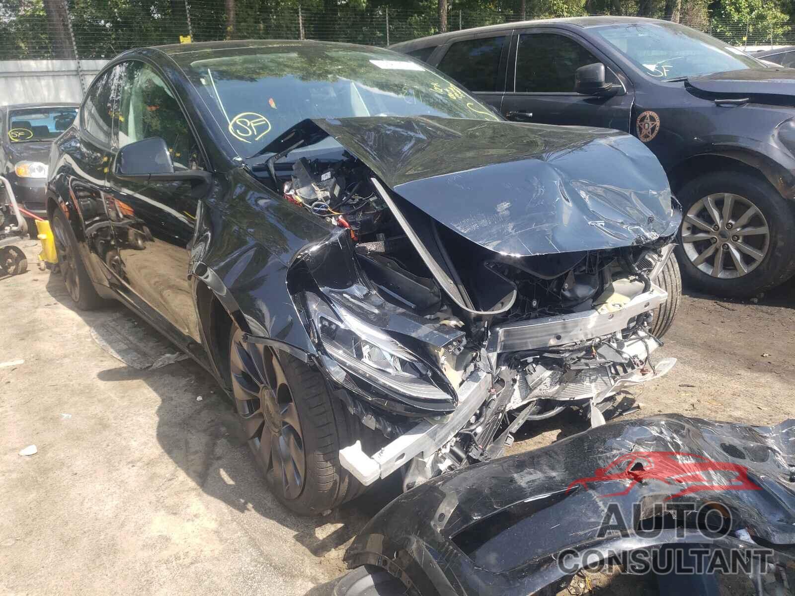 TESLA MODEL Y 2021 - 5YJYGDEFXMF202189