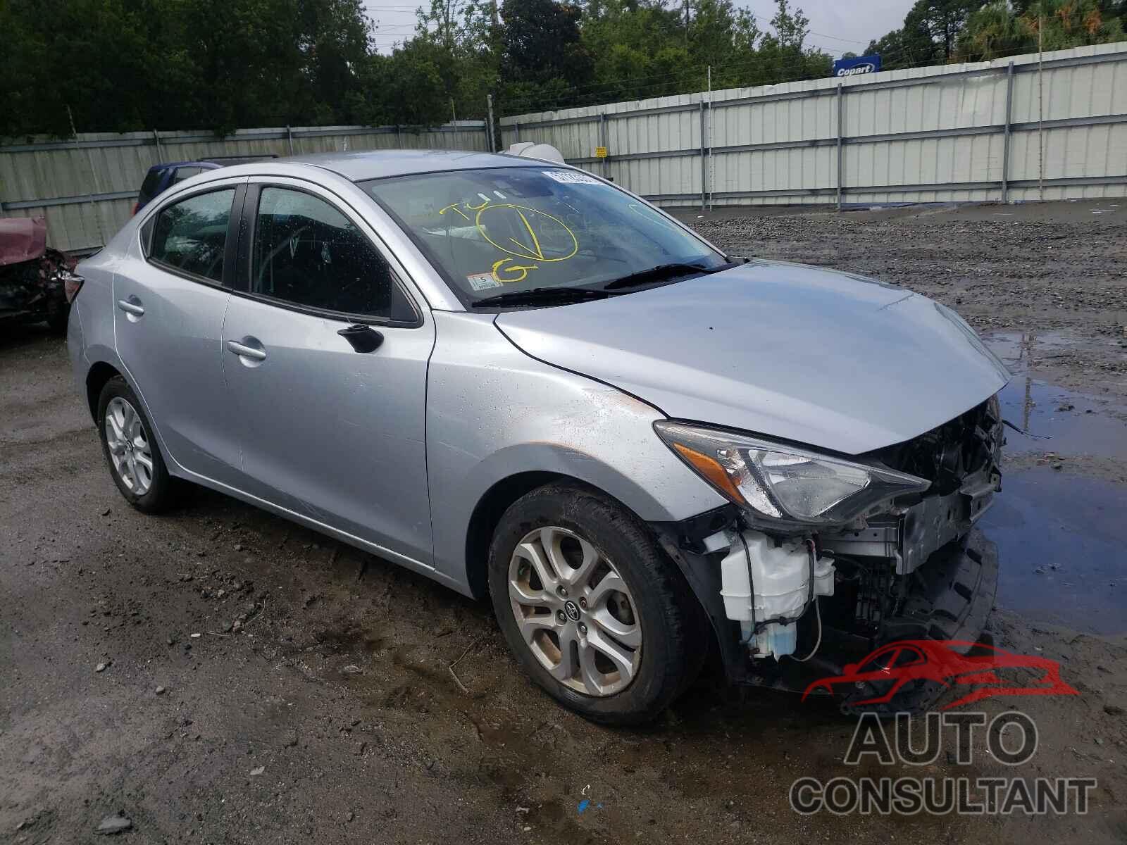 TOYOTA YARIS 2017 - 3MYDLBYV5HY155330