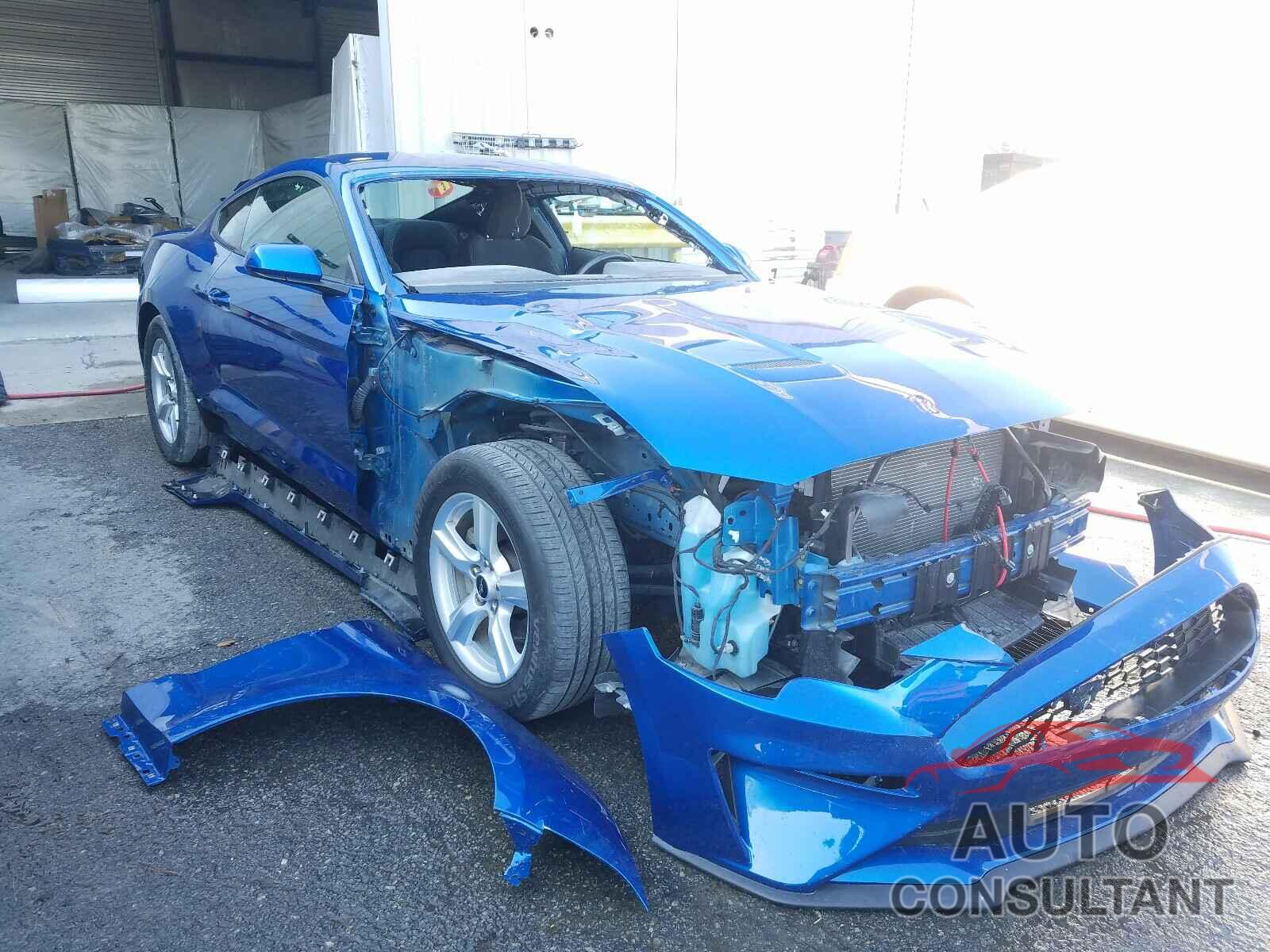 FORD MUSTANG 2018 - 1FA6P8TH8J5108172