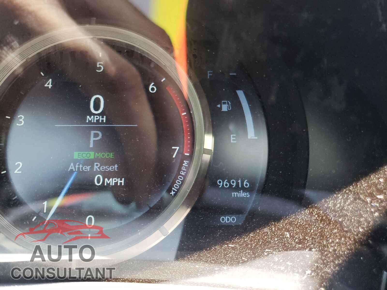 LEXUS IS 2016 - JTHBA1D22G5015232
