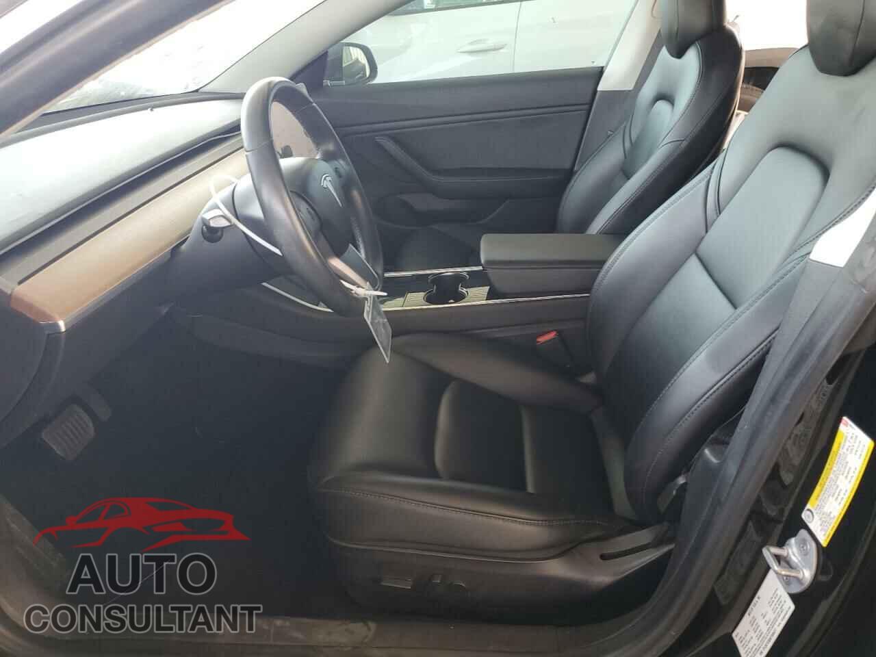 TESLA MODEL 3 2019 - 5YJ3E1EA8KF305417