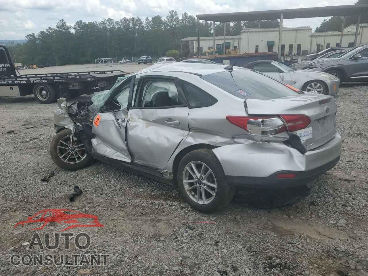 FORD FOCUS 2015 - 1FADP3F22FL285921