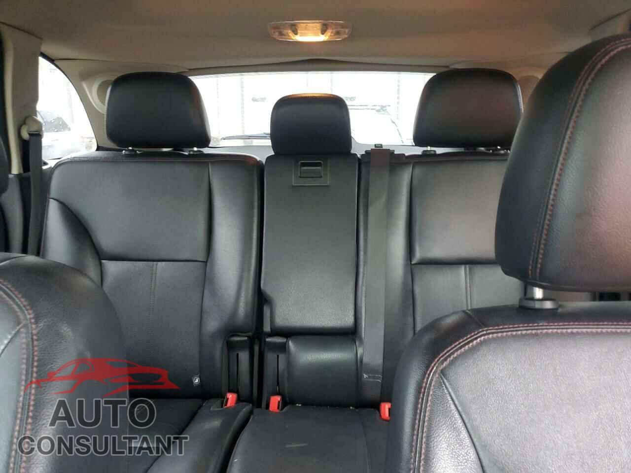 FORD EDGE 2011 - 2FMDK3KC7BBA81211