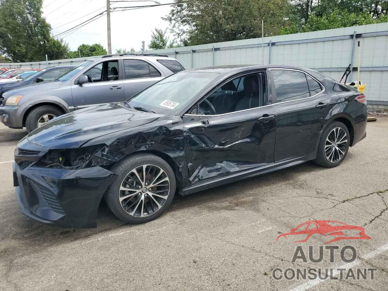 TOYOTA CAMRY 2018 - 4T1B11HK0JU525843