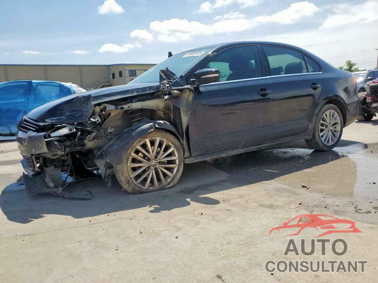 VOLKSWAGEN JETTA 2011 - 3VWLX7AJ3BM368503