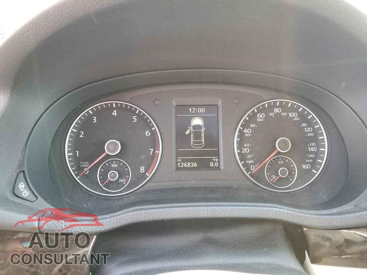 VOLKSWAGEN PASSAT 2014 - 1VWCT7A30EC017633