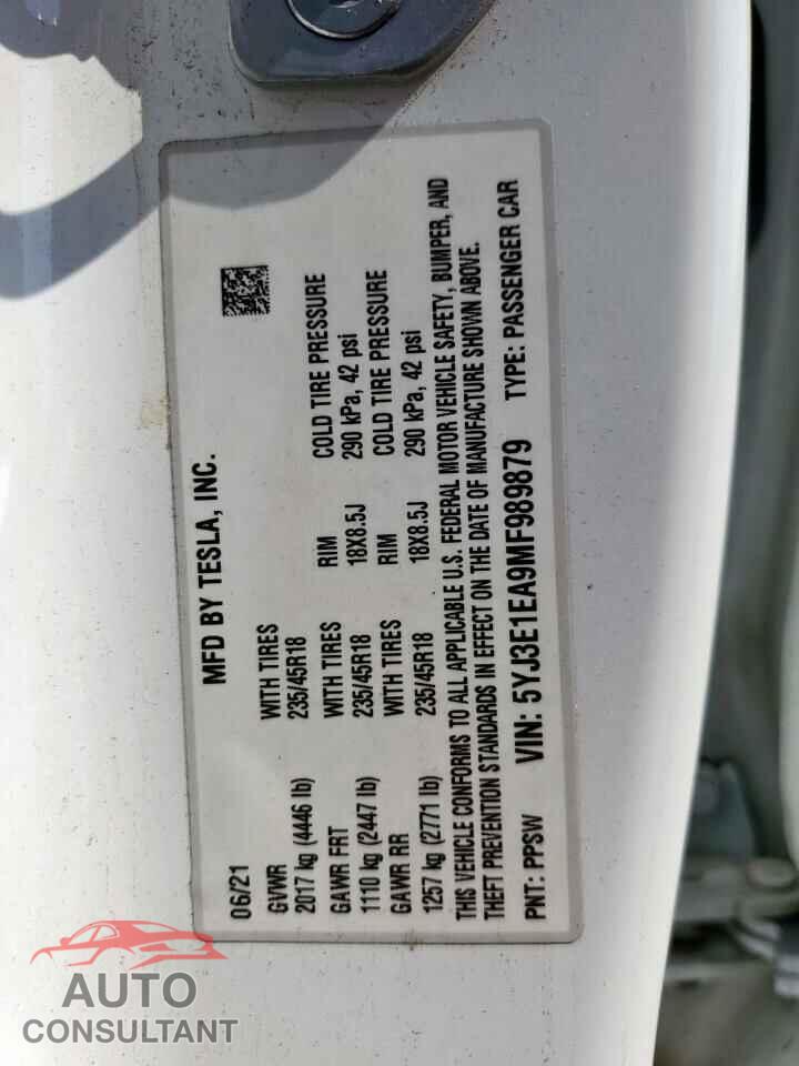 TESLA MODEL 3 2021 - 5YJ3E1EA9MF989879
