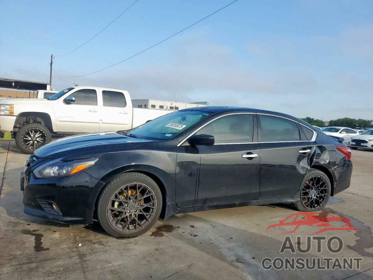 NISSAN ALTIMA 2018 - 1N4AL3AP0JC285734