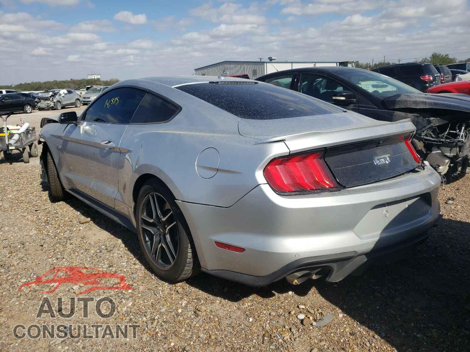 FORD MUSTANG 2019 - 1FA6P8CF9K5202108
