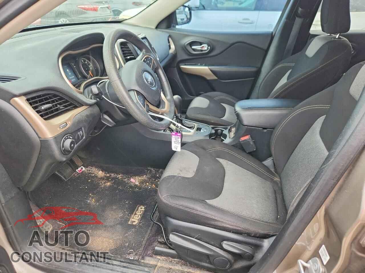 JEEP CHEROKEE 2018 - 1C4PJLCB5JD606267