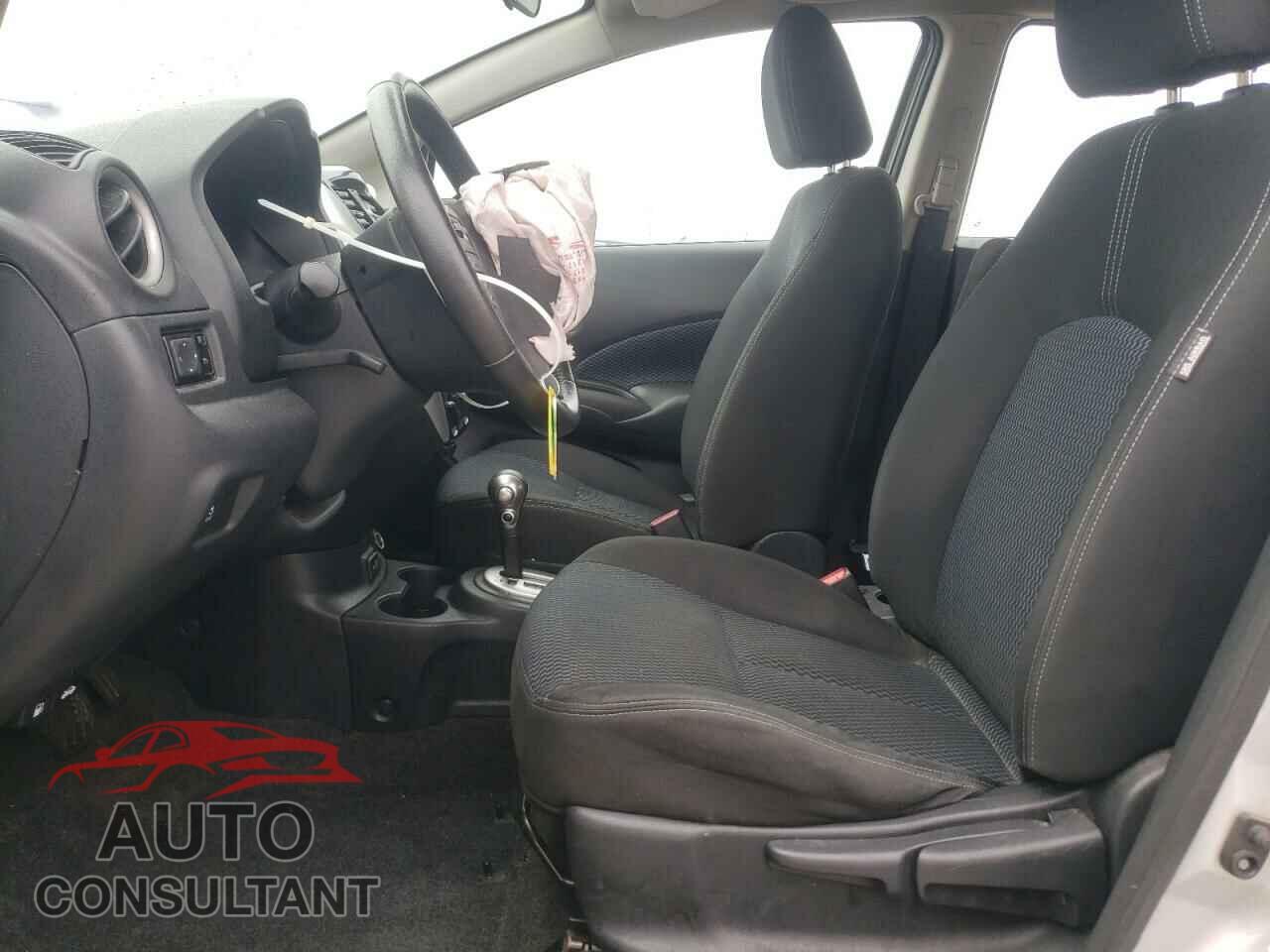 NISSAN VERSA 2017 - 3N1CE2CP3HL365468