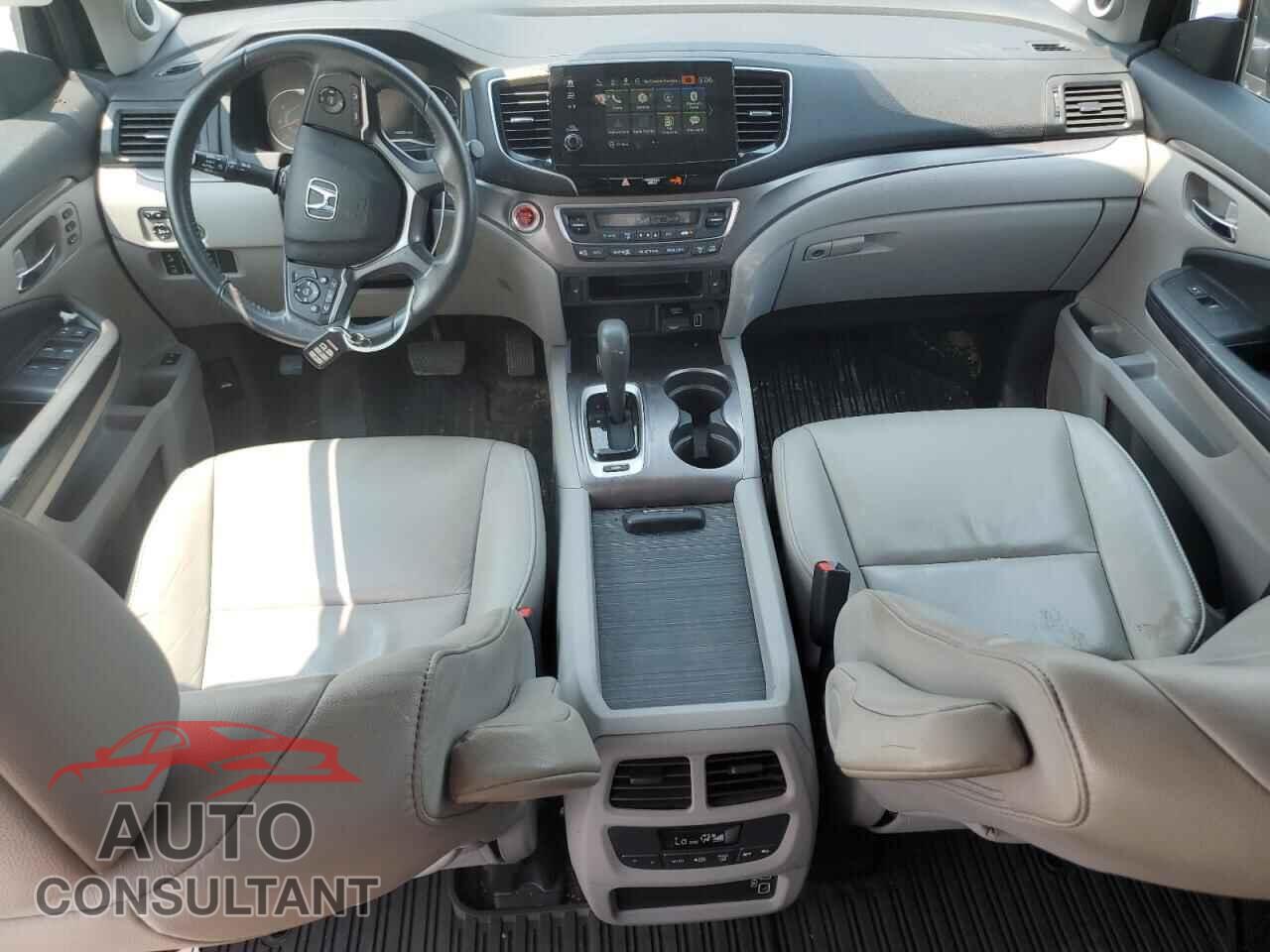 HONDA PILOT 2019 - 5FNYF5H59KB016443