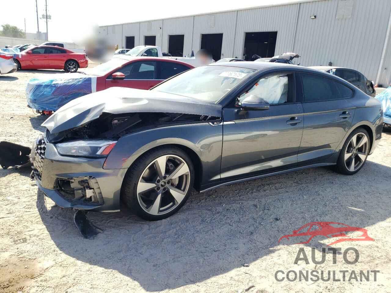 AUDI A5 2021 - WAUFACF5XMA032690