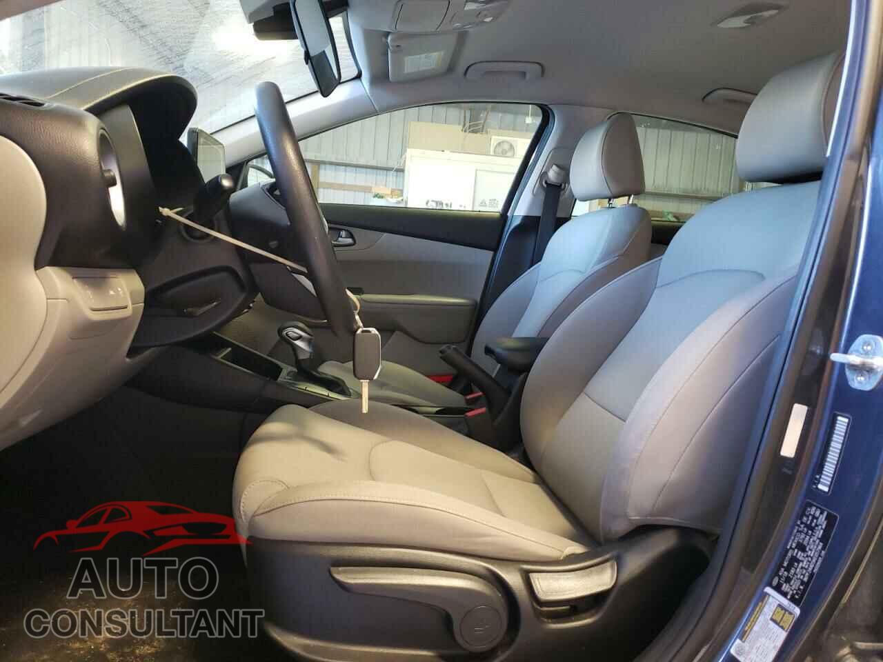 KIA FORTE 2019 - 3KPF24AD5KE057964