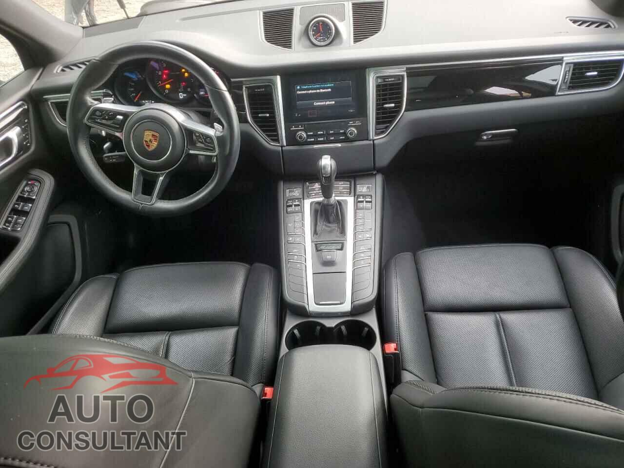 PORSCHE MACAN 2017 - WP1AA2A59HLB08360