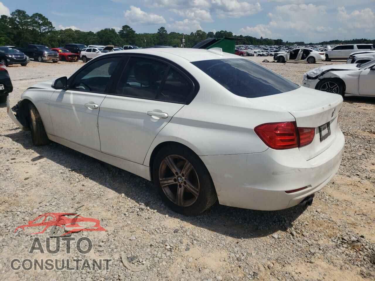 BMW 3 SERIES 2013 - WBA3A5C59DF602085