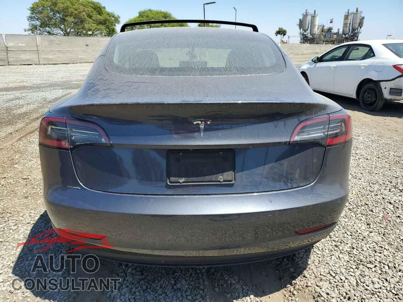 TESLA MODEL 3 2019 - 5YJ3E1EA1KF425835