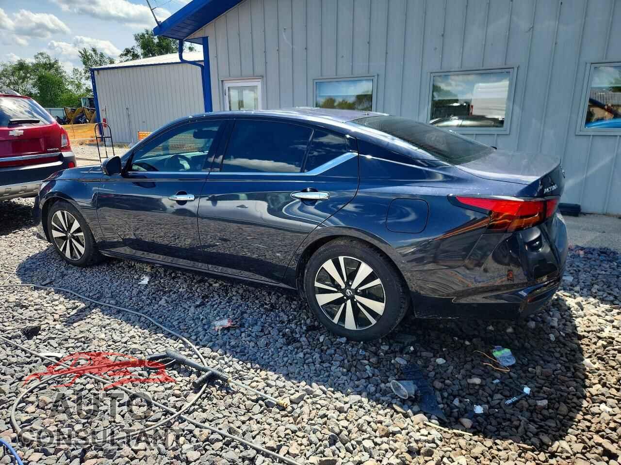 NISSAN ALTIMA 2019 - 1N4BL4EV3KC192727