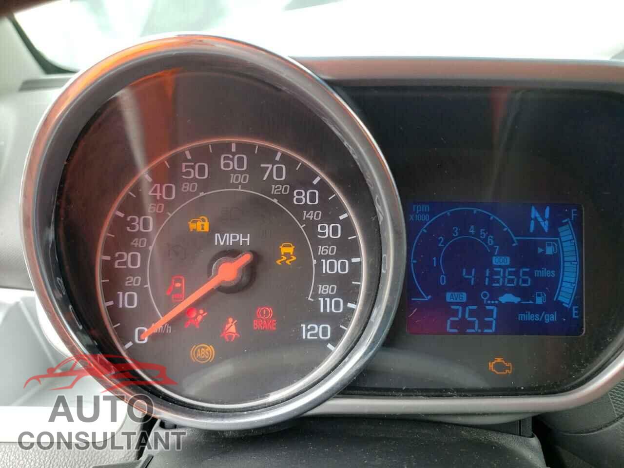 CHEVROLET SPARK 2013 - KL8CD6S9XDC589118