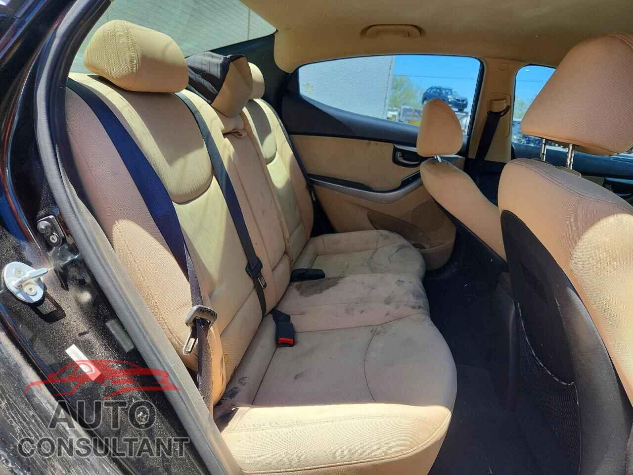 HYUNDAI ELANTRA 2013 - KMHDH4AE3DU849237