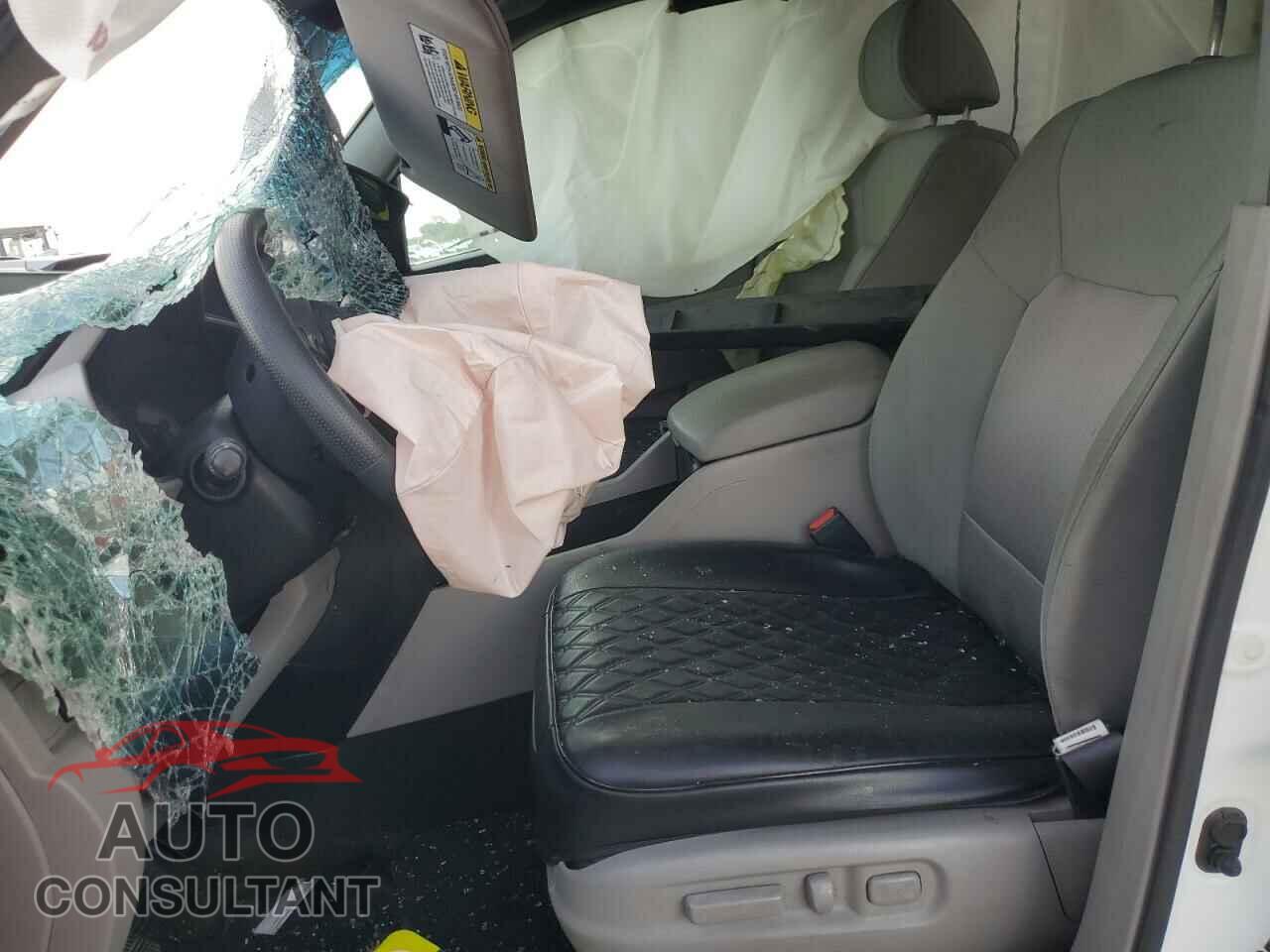 HONDA PILOT 2014 - 5FNYF3H48EB006339