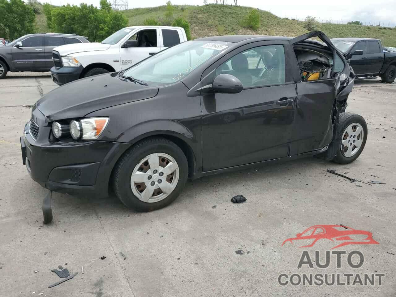 CHEVROLET SONIC 2014 - 1G1JB5SG6E4147082