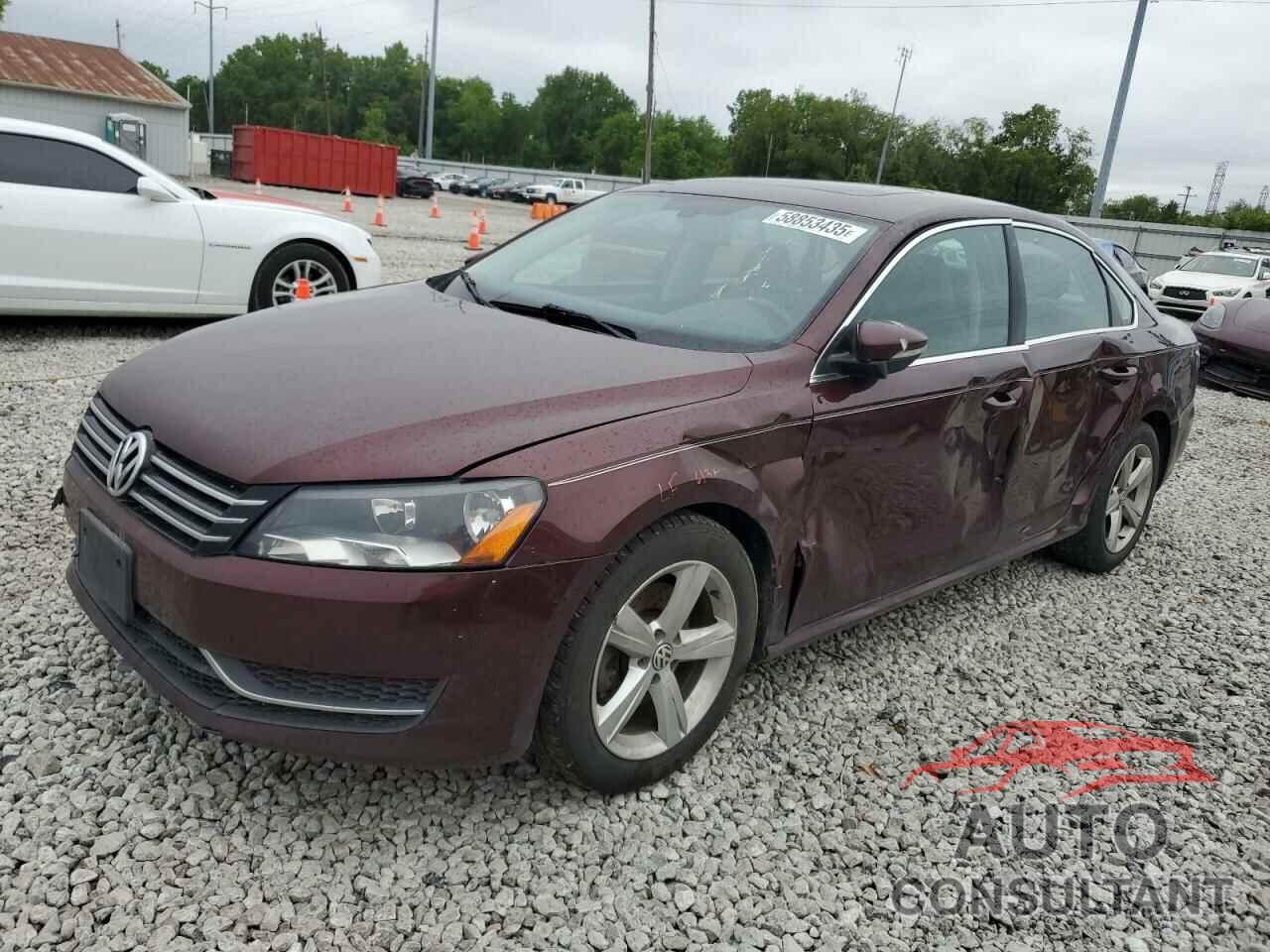 VOLKSWAGEN PASSAT 2012 - 1VWBH7A32CC049543
