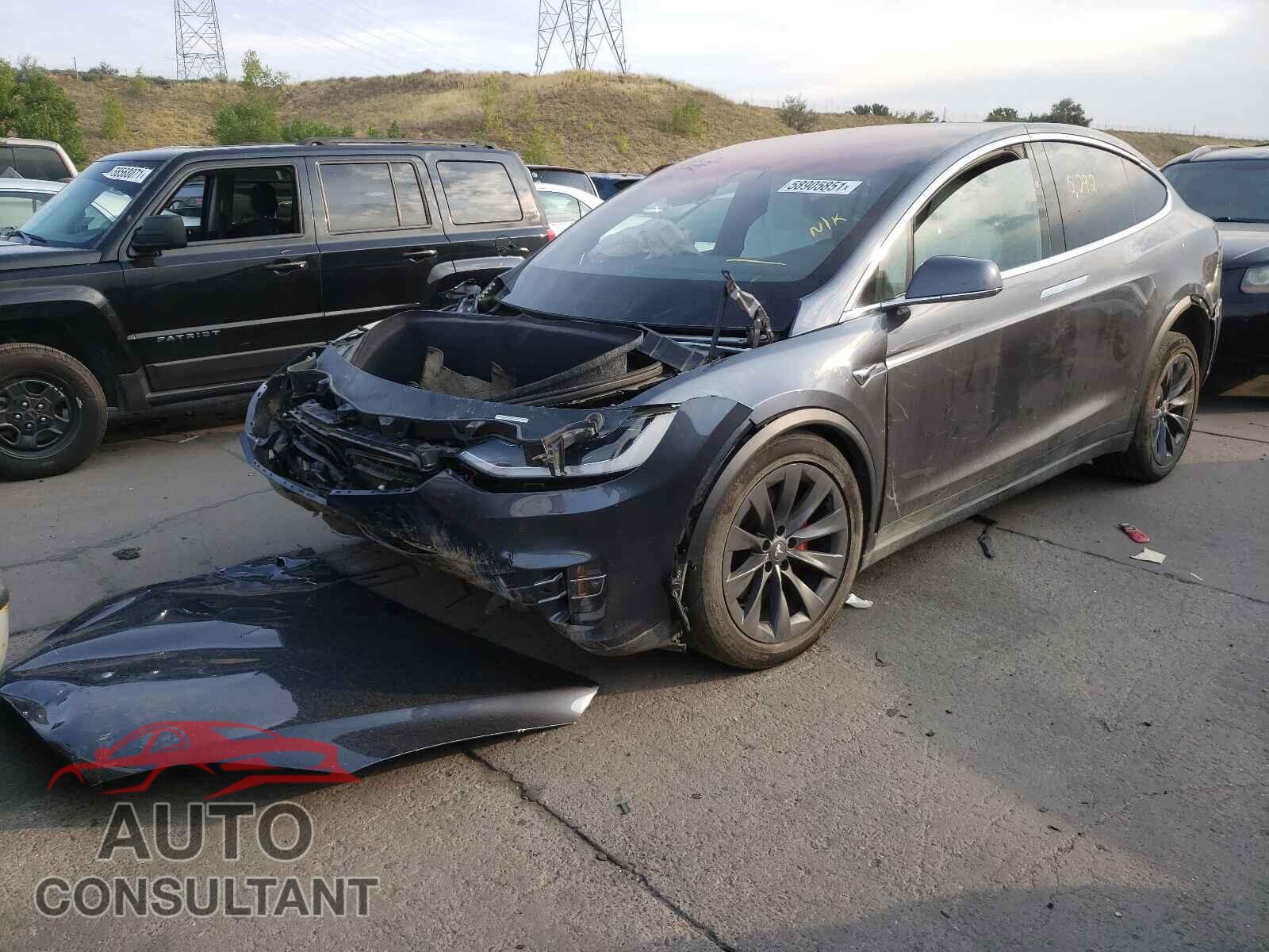 TESLA MODEL X 2018 - 5YJXCBE49JF099336