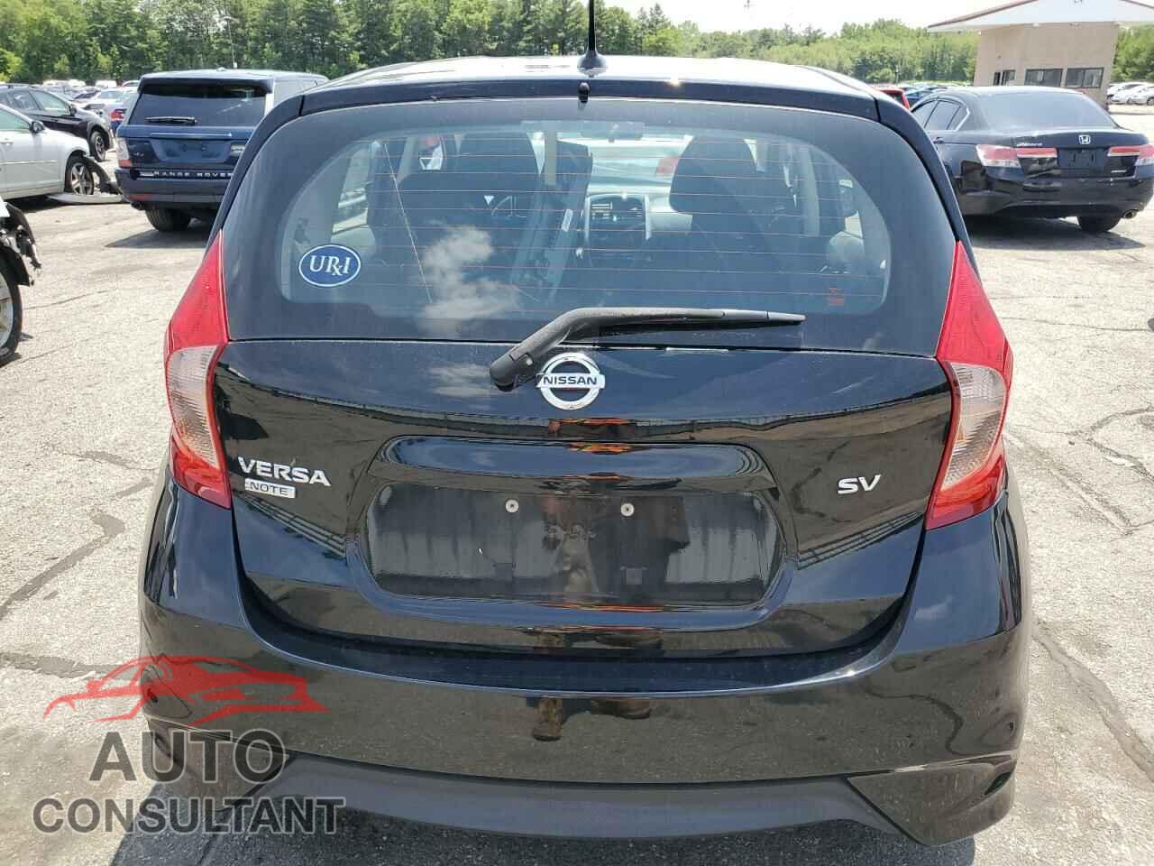 NISSAN VERSA 2018 - 3N1CE2CP6JL364224