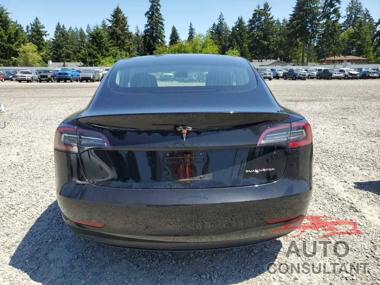 TESLA MODEL 3 2018 - 5YJ3E1EB8JF131887