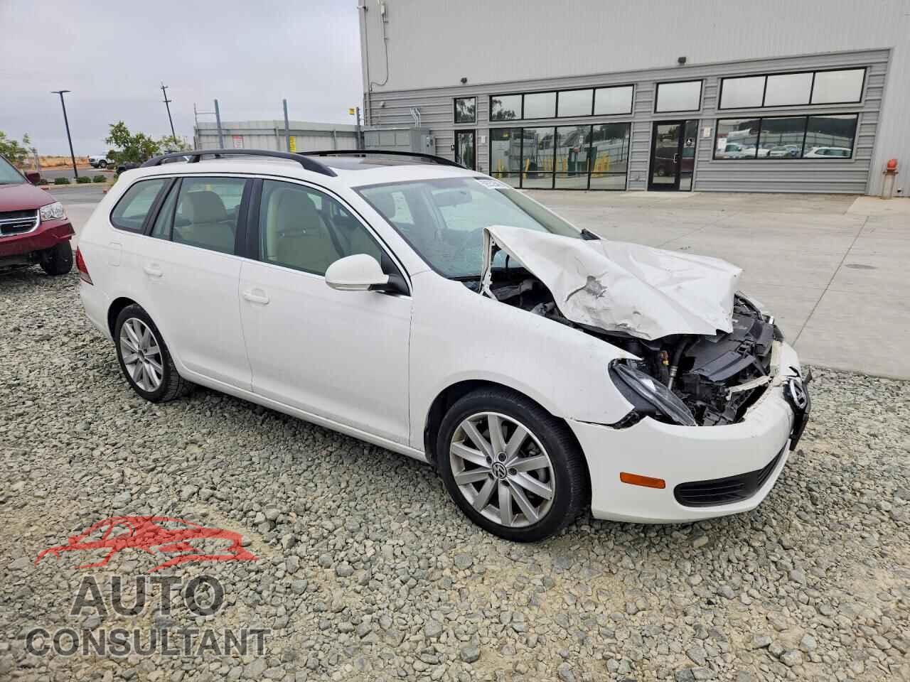 VOLKSWAGEN JETTA 2014 - 3VWPL7AJ5EM607440