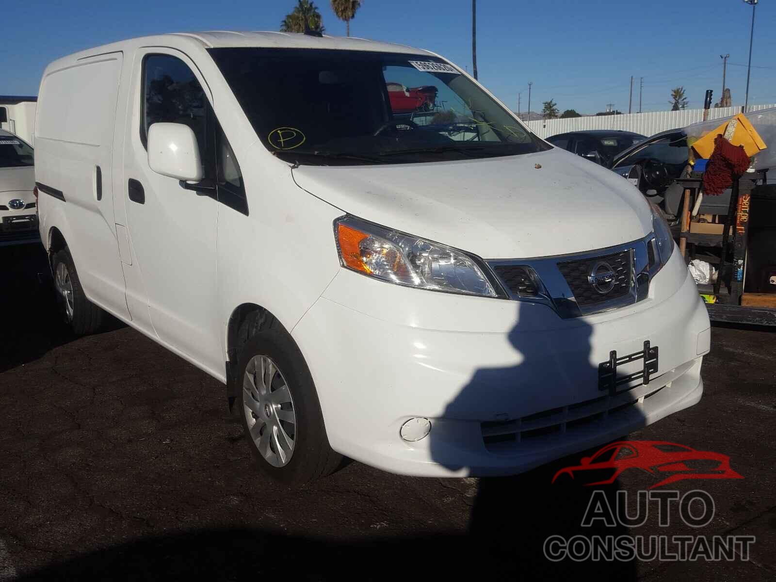 NISSAN NV 2017 - 3N6CM0KN4HK697894