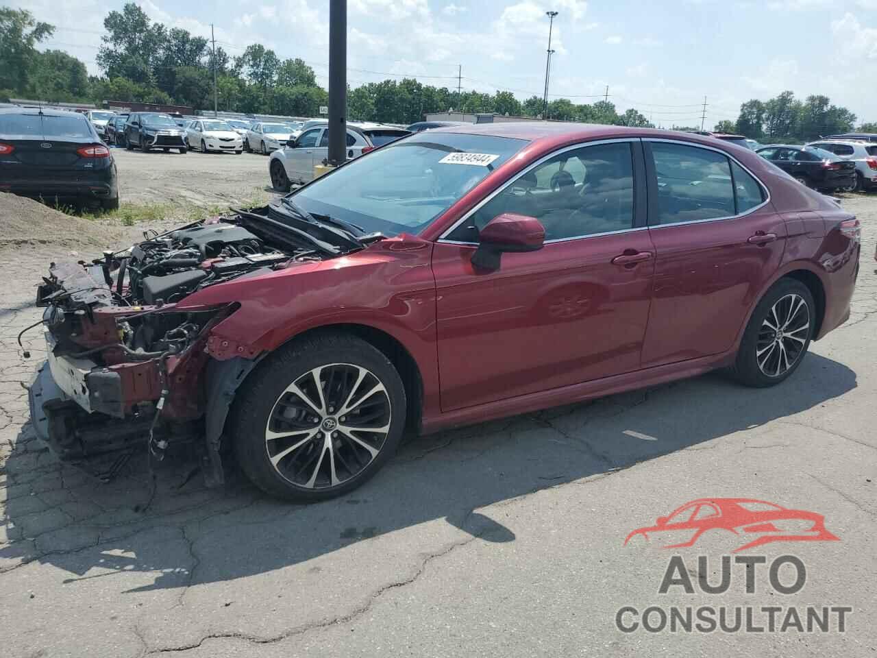 TOYOTA CAMRY 2018 - 4T1B11HK8JU595588