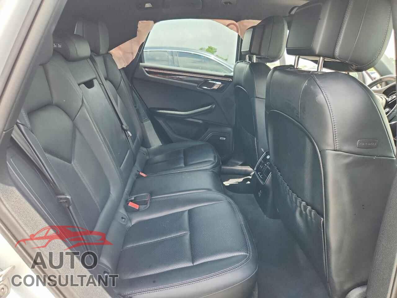 PORSCHE MACAN 2024 - WP1AA2A50RLB04473