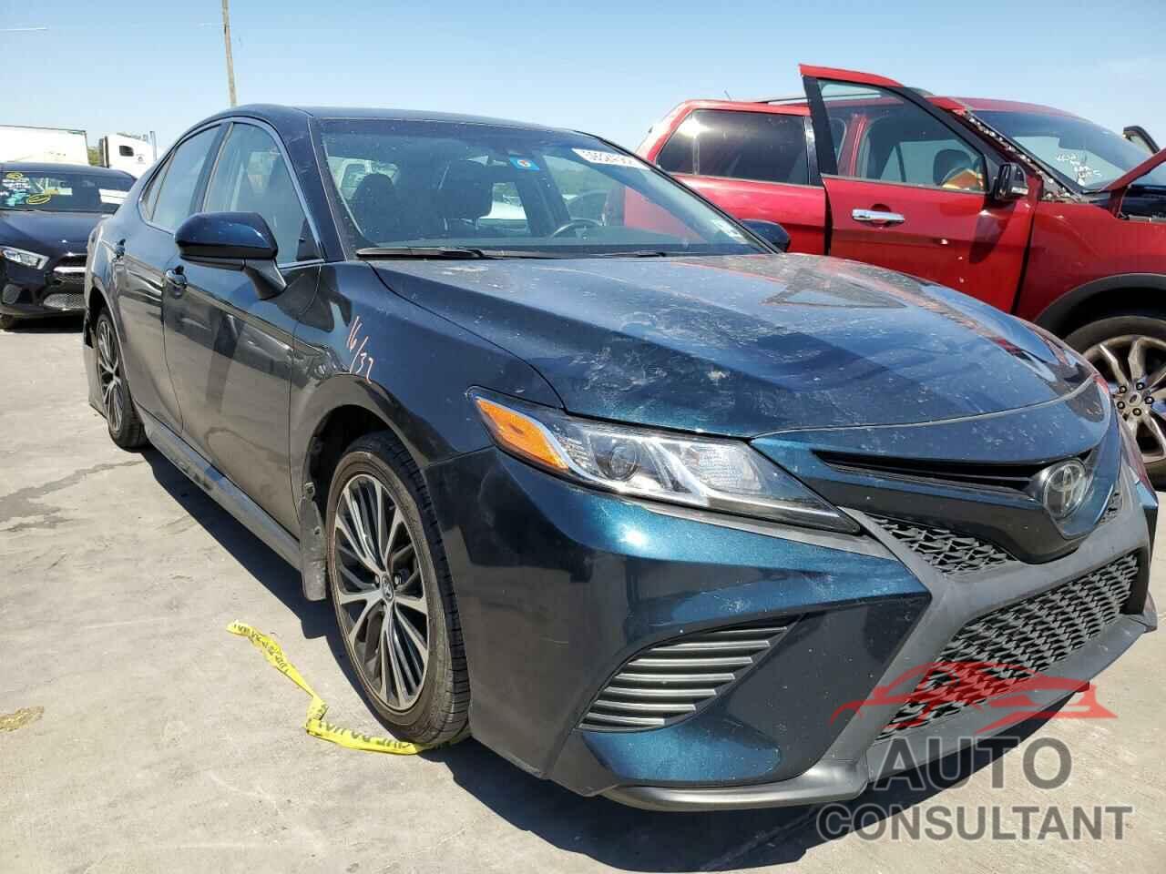 TOYOTA CAMRY 2018 - 4T1B11HK1JU617074