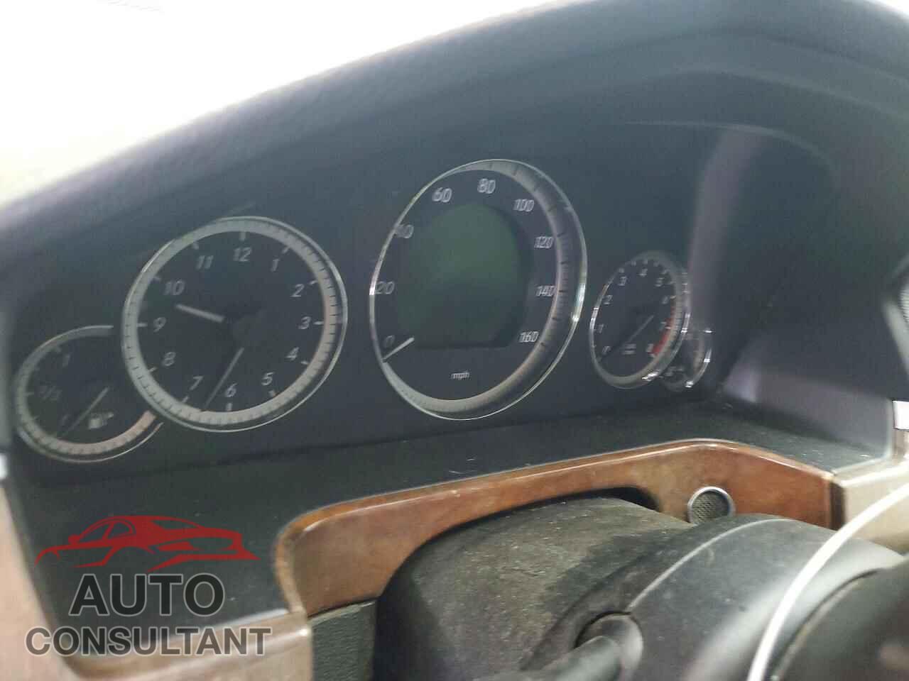 MERCEDES-BENZ E-CLASS 2011 - WDDHF8HB8BA413132