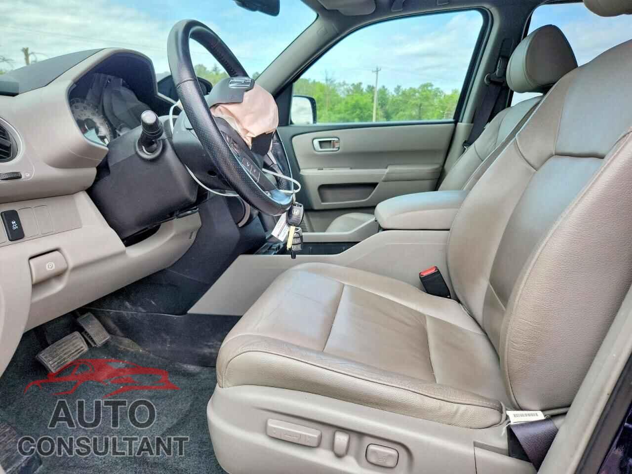 HONDA PILOT 2013 - 5FNYF4H57DB086181
