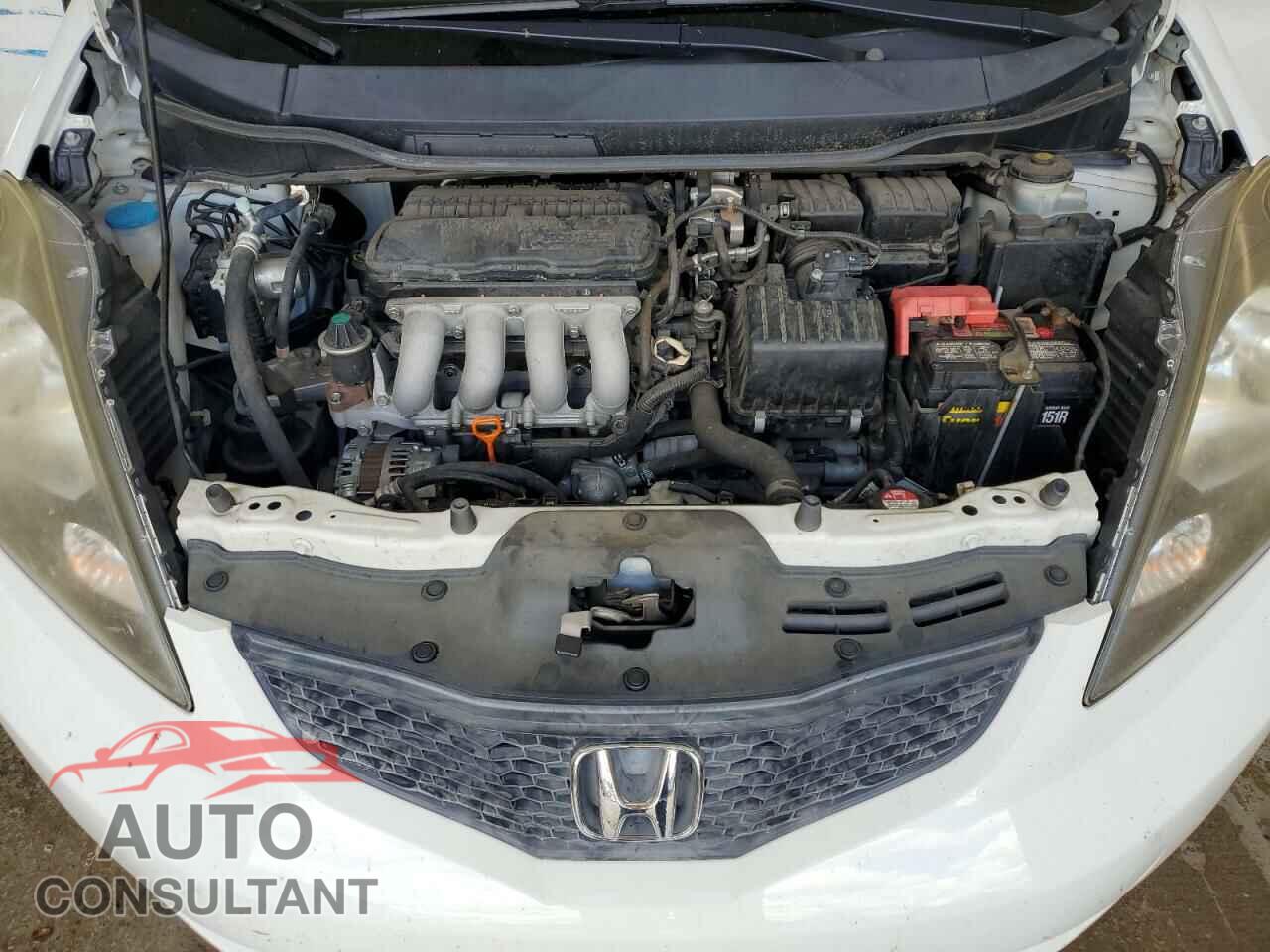 HONDA FIT 2013 - JHMGE8H38DC031237