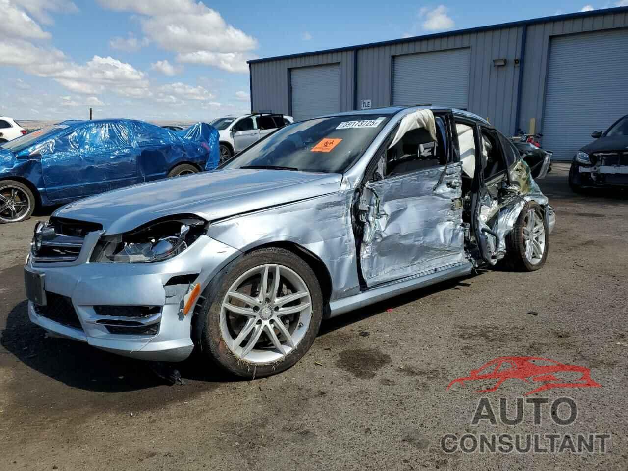 MERCEDES-BENZ C-CLASS 2014 - WDDGF8AB1EG157889