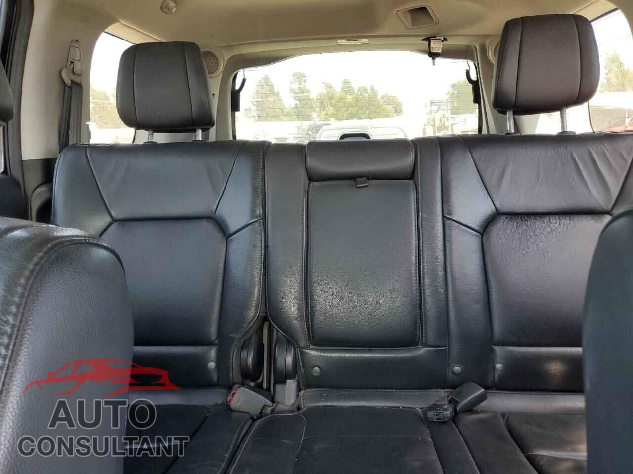 HONDA PILOT 2014 - 5FNYF4H95EB032205